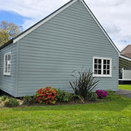 Huka Falls Resort Lago Lago Taupo Exterior foto The former school chapel