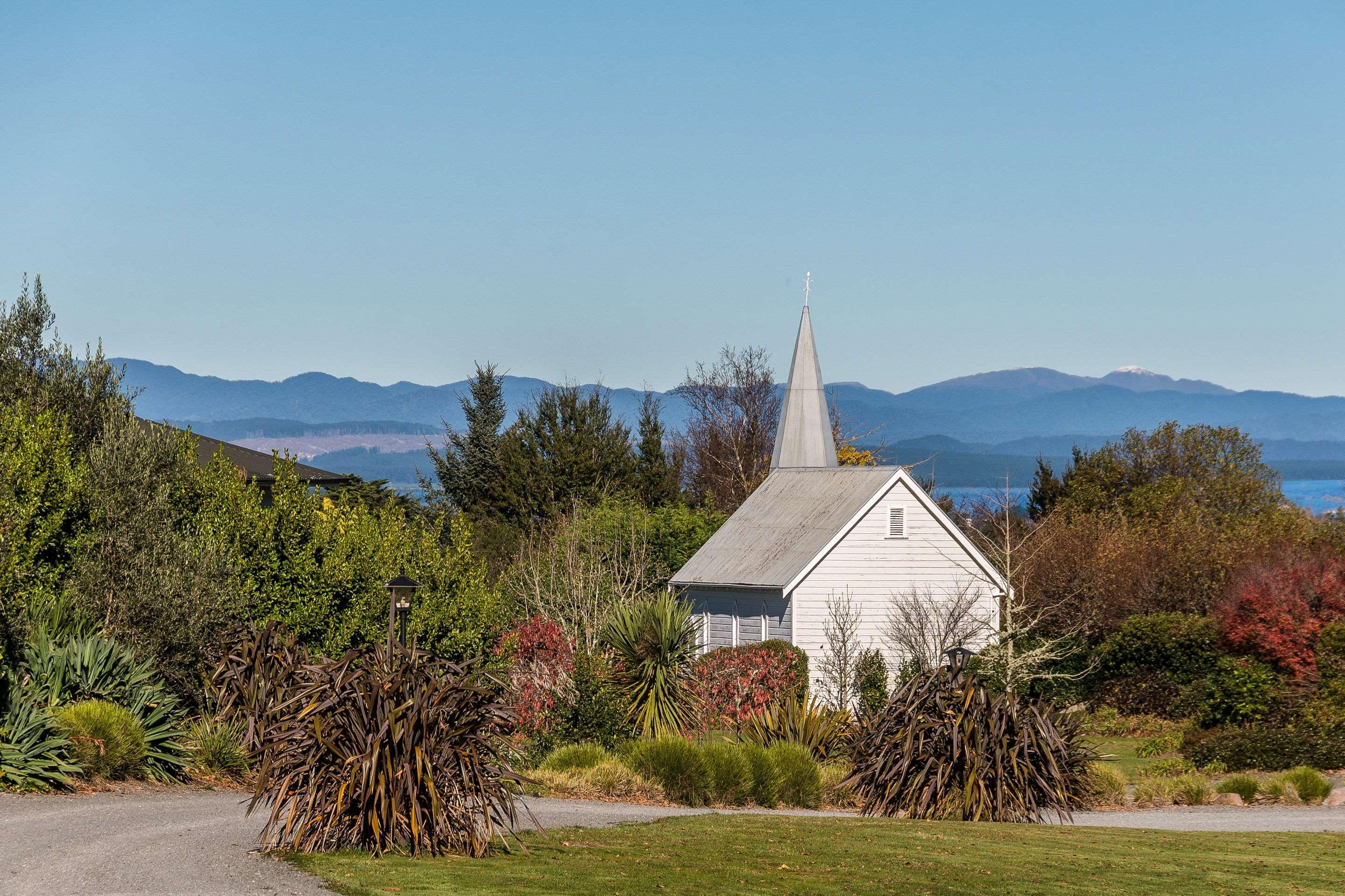 Huka Falls Resort Lago Lago Taupo Exterior foto The church in 2014