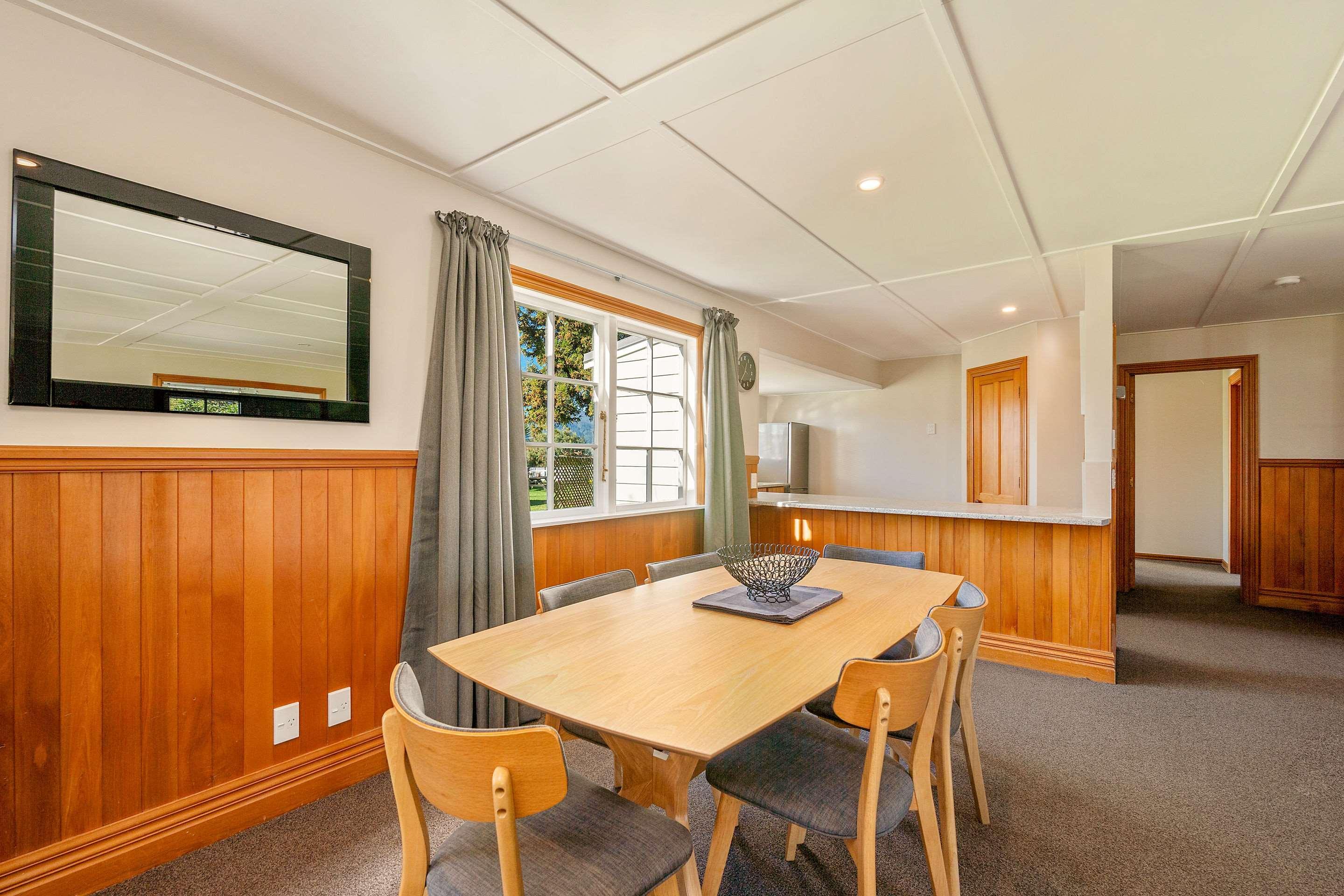 Huka Falls Resort Lago Lago Taupo Exterior foto The dining room at the lodge
